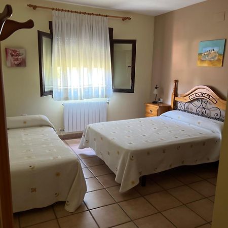 Apartamentos Los Parrales Villalba de la Sierra Kültér fotó