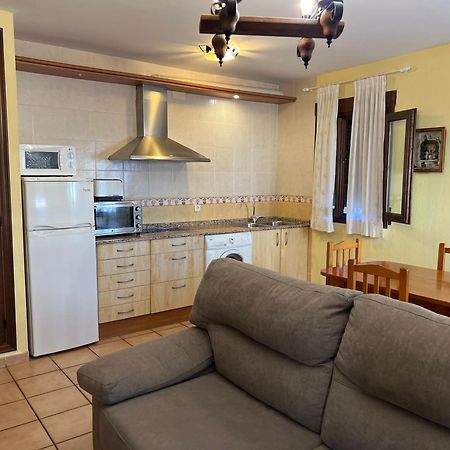 Apartamentos Los Parrales Villalba de la Sierra Kültér fotó