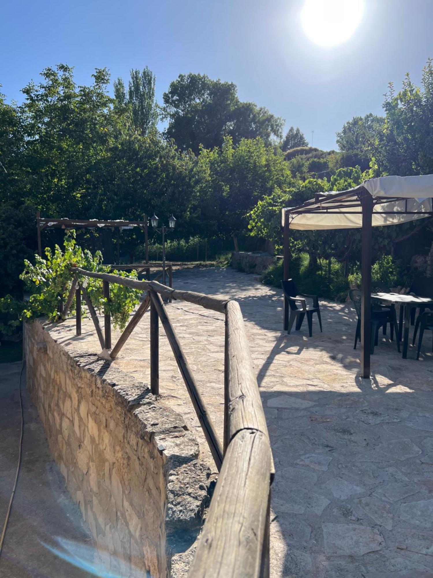 Apartamentos Los Parrales Villalba de la Sierra Kültér fotó