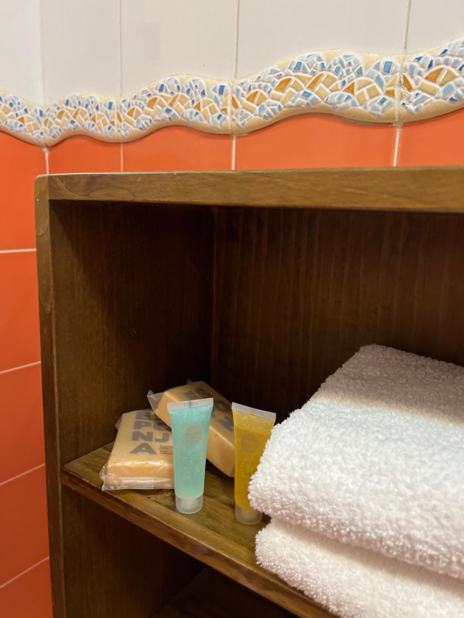 Apartamentos Los Parrales Villalba de la Sierra Kültér fotó